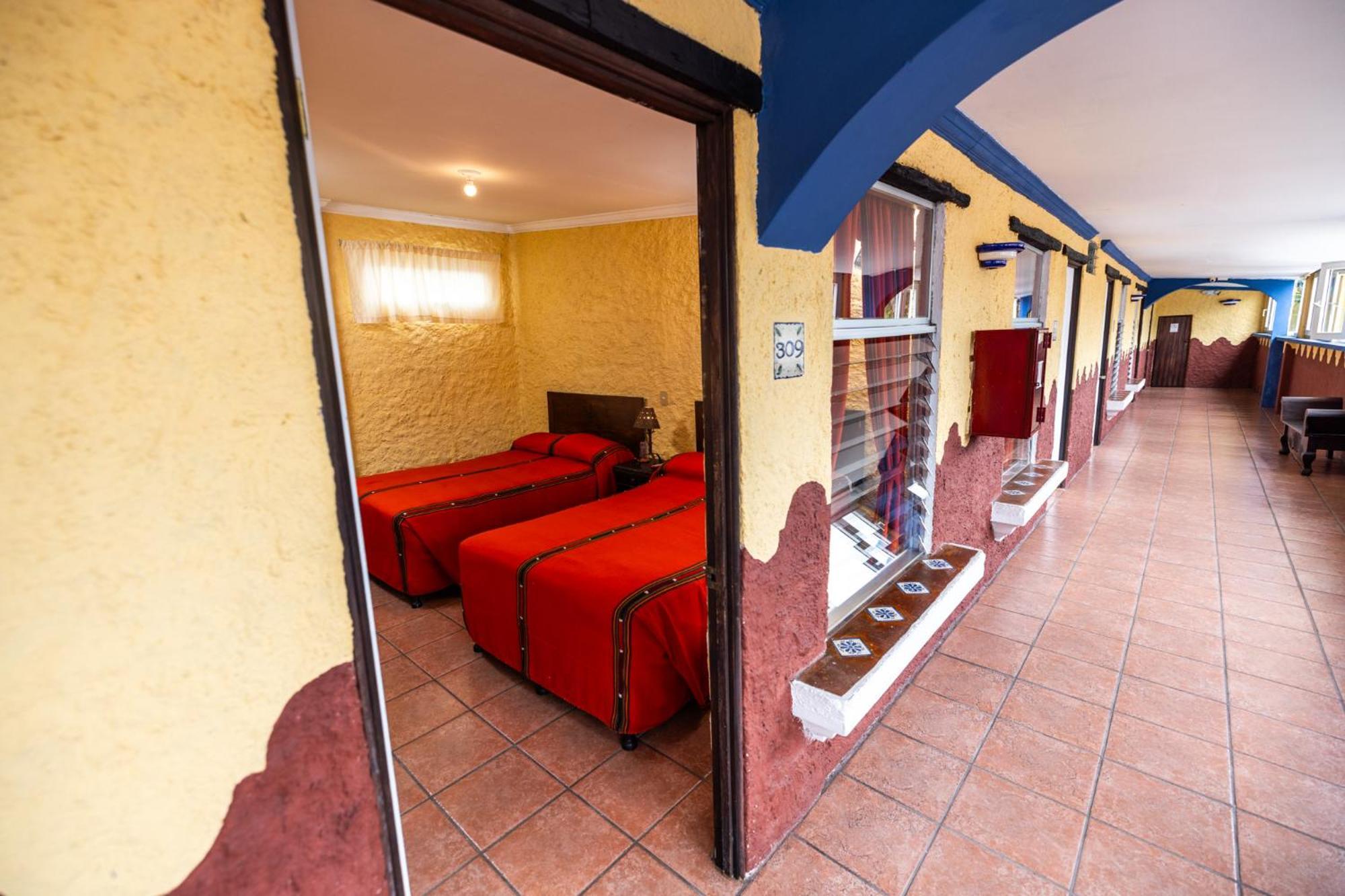אנטיגואה גואטמלה Hotel La Sin Ventura מראה חיצוני תמונה