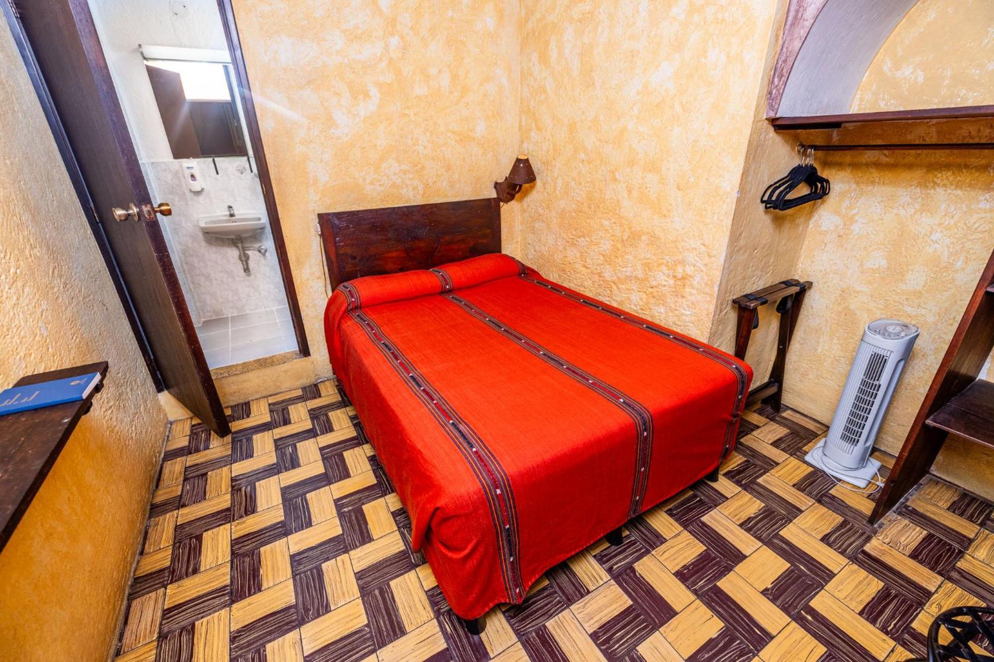 אנטיגואה גואטמלה Hotel La Sin Ventura מראה חיצוני תמונה