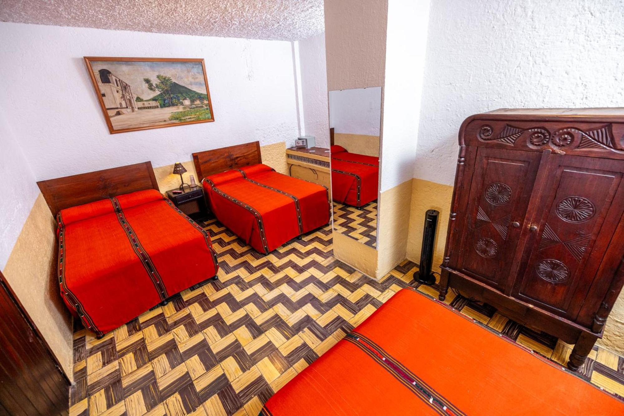אנטיגואה גואטמלה Hotel La Sin Ventura מראה חיצוני תמונה