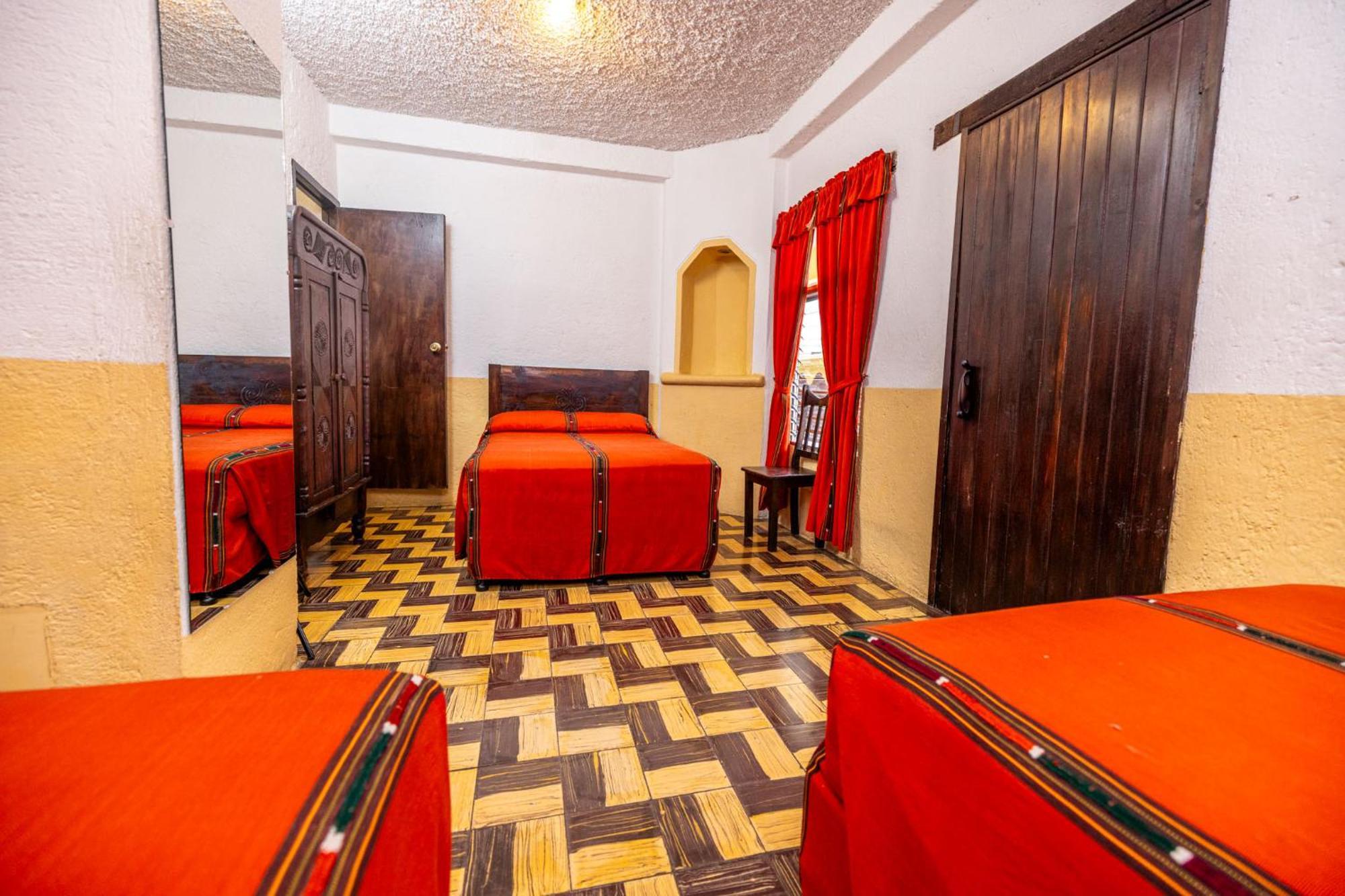 אנטיגואה גואטמלה Hotel La Sin Ventura מראה חיצוני תמונה